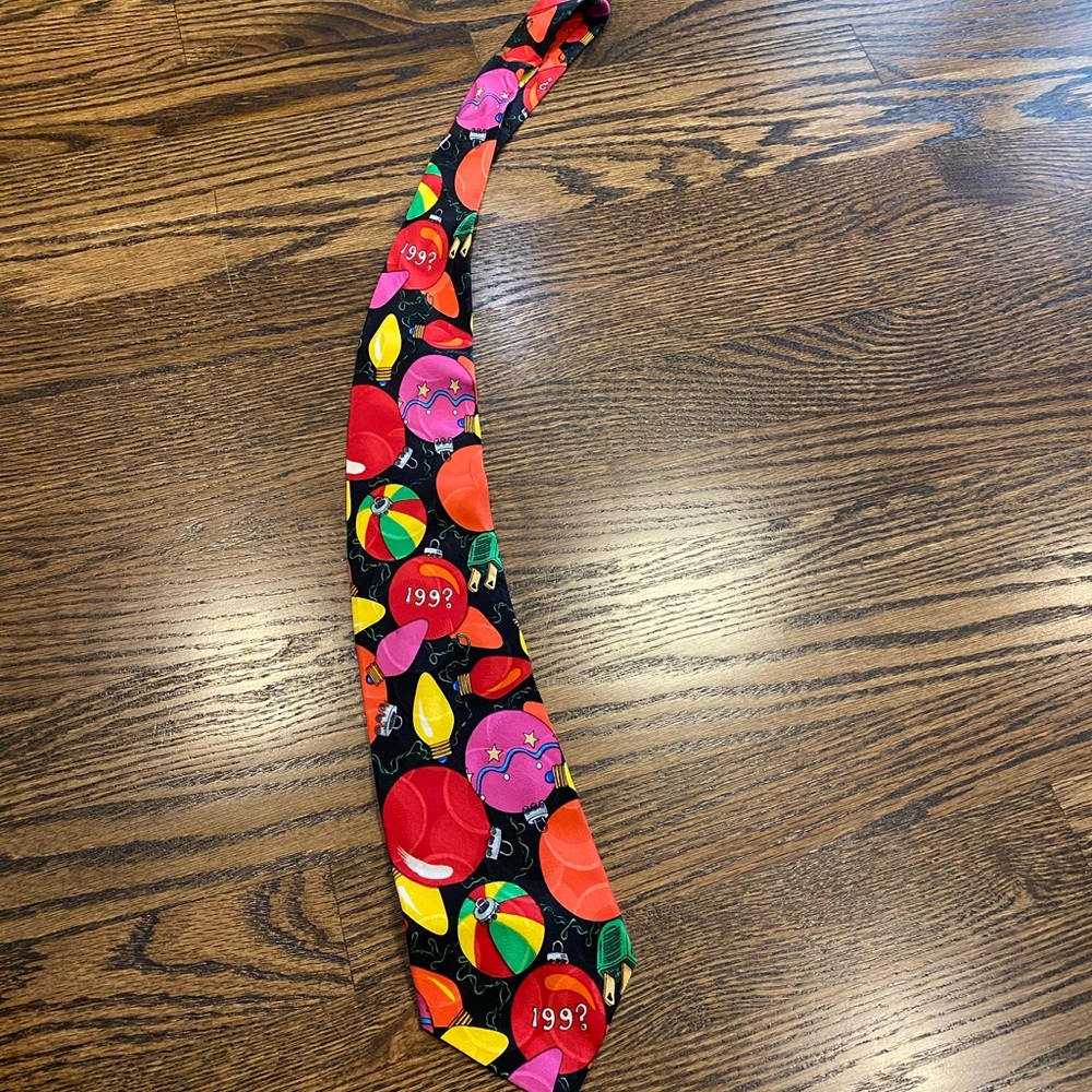 Nicole Miller Silk 199? Tie
